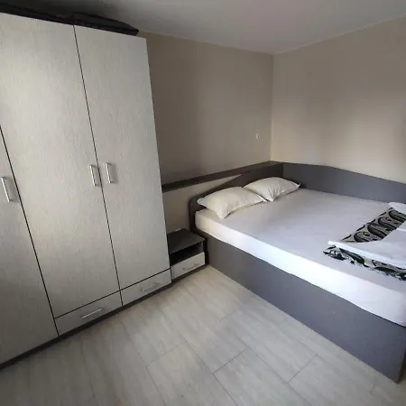 даная Apartment *