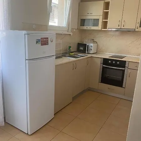 даная Apartment *